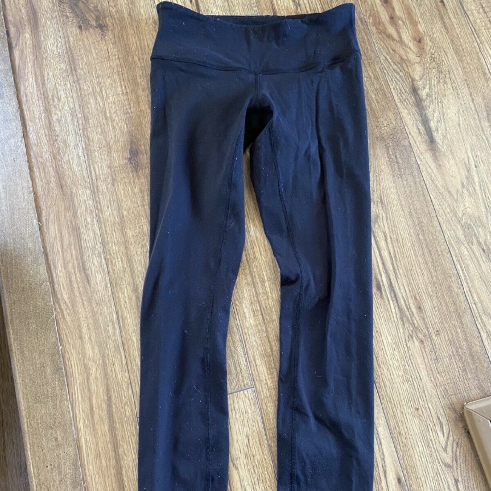 Lululemon wonder under size 4